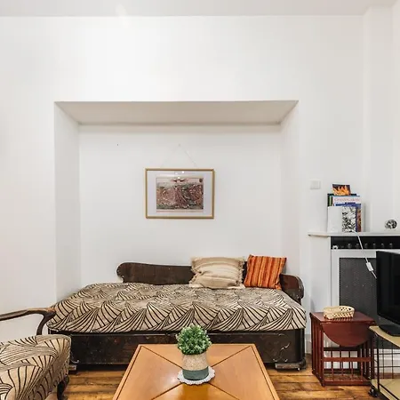 34m Well Located - Montmartre District Parigi